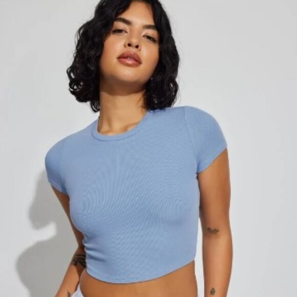 🔴Garage - Navy Stormi Tee - Size M - Picture 4 of 12